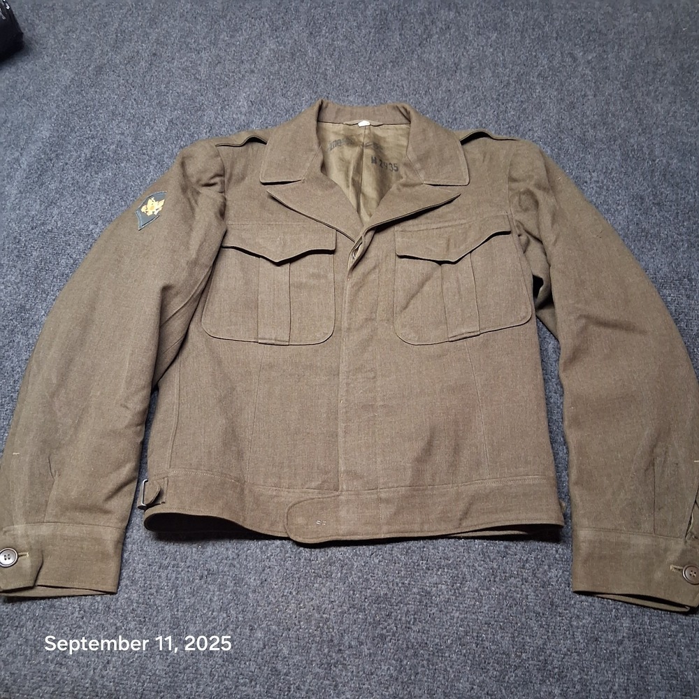 US ARMY WW2 WOOL FIELD JACKET SIZE 38‎ L Jos. J. Pietrafesa 1944 Patched